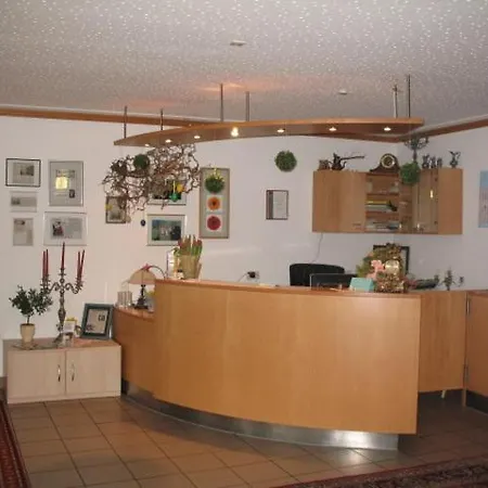 Hotel-gasthof Zum Wendelwirt מלון Germaringen